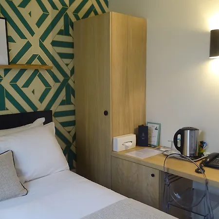 ホテル ドゥ フランス アンヴァリッド 3*