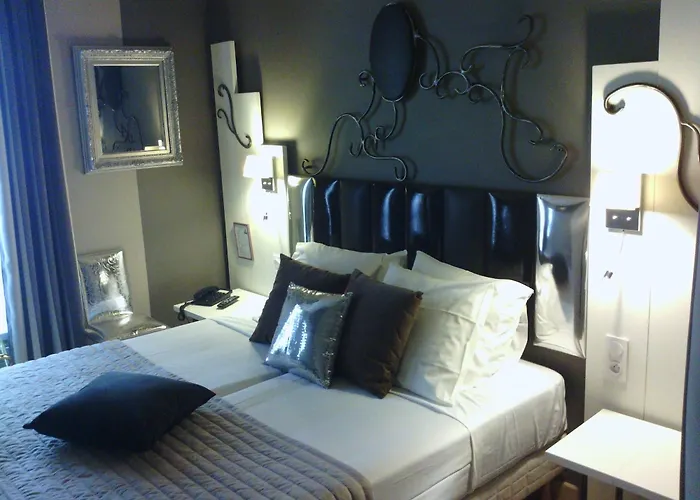 ホテル ドゥ フランス アンヴァリッド