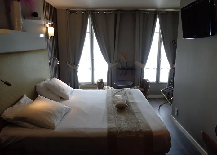 ホテル ドゥ フランス アンヴァリッド パリ