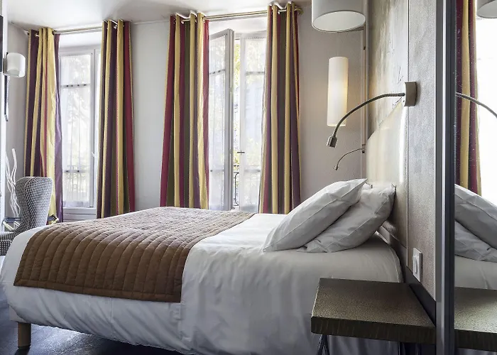 ドゥ フランス アンヴァリッド 3* パリ